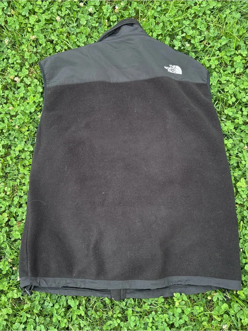 The North Face Men's Black Fleece & Nylon Vest